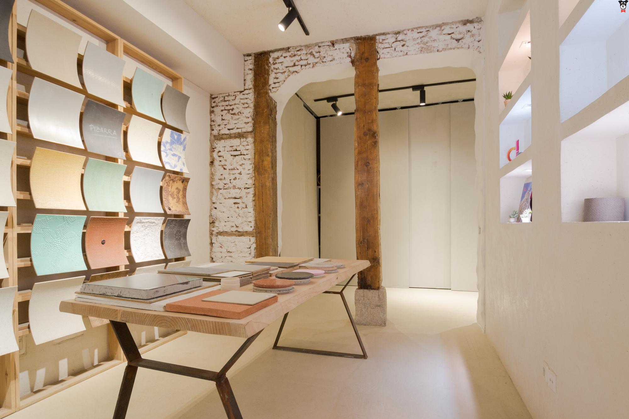 gallery-active-img