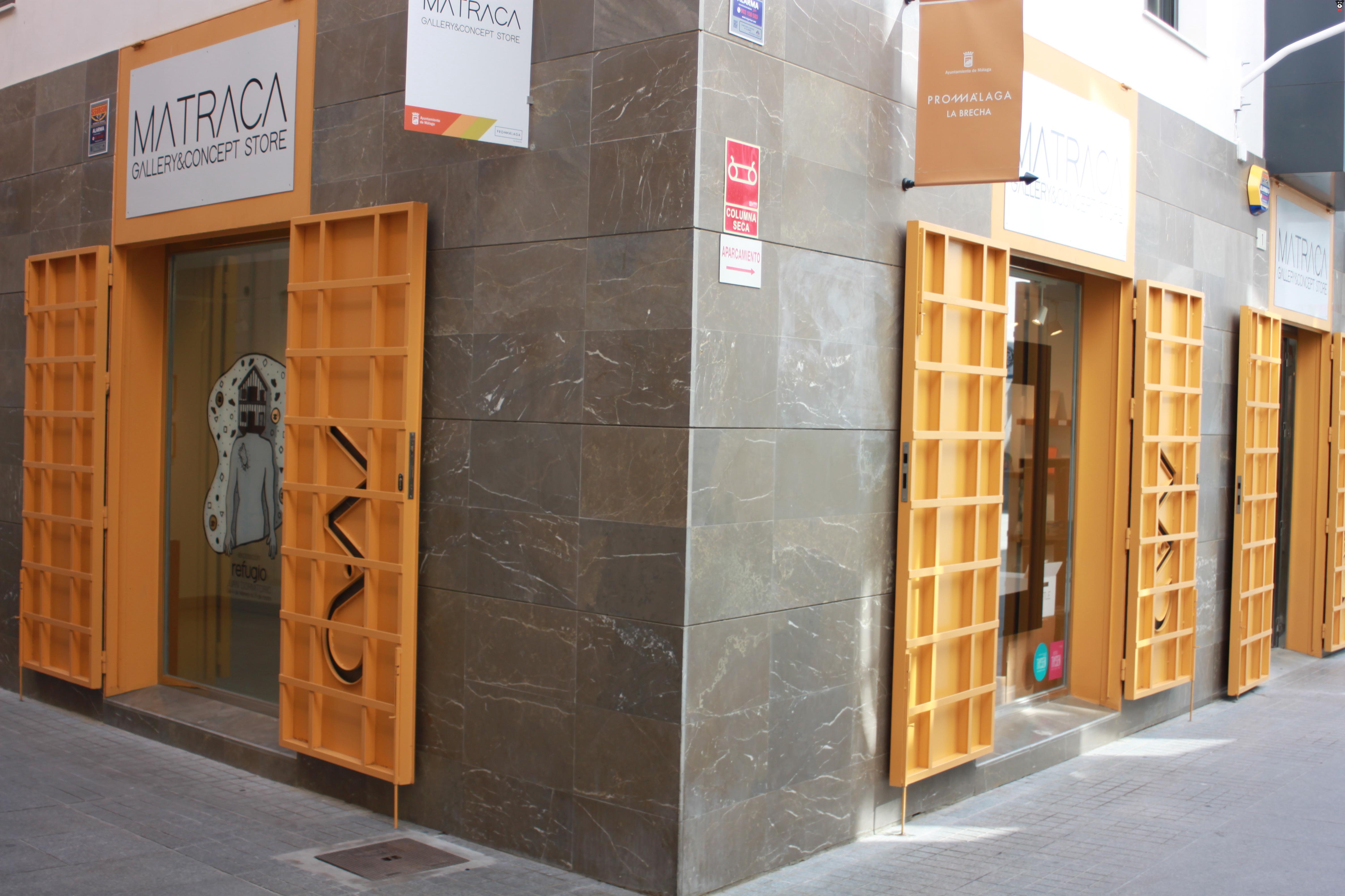 gallery-active-img