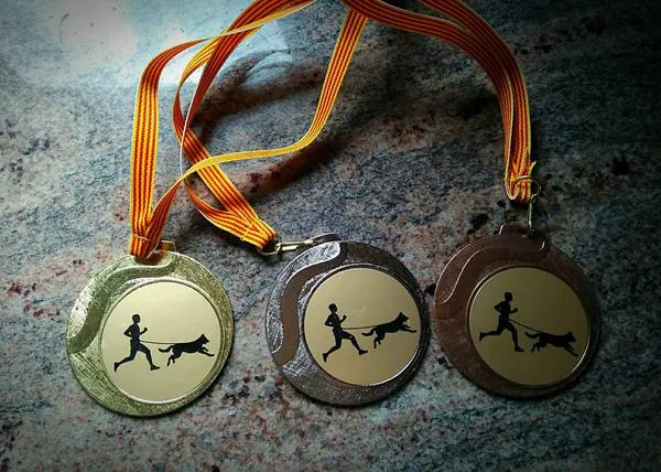 Planes perrunos y solidarios: a la carrera y echando unas risas ¡puedes echar una pata!