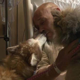 Un hombre hospitalizado tras un tornado se reúne con sus …