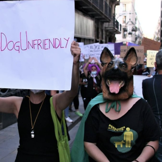 #BarcelonaDogUnfriendly: gran movilización para mostrar los problemas de las personas …