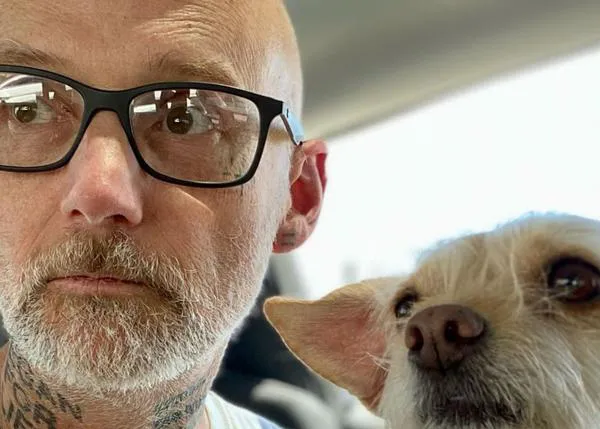 Moby anuncia que el 100% de los beneficios de su nueva gira son para entidades que defienden a los animales y al planeta