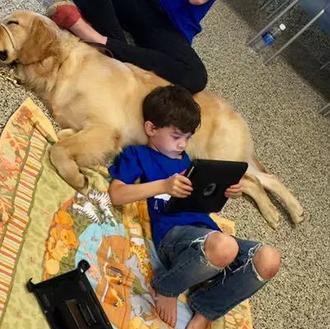 El momento en que un niño con autismo conecta con …