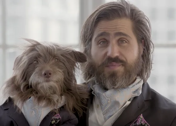 La peluquería que transforma humanos... ¡para que se parezcan a sus animales favoritos!