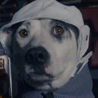 The Chemical Brothers envía a un perro al espacio en …