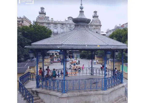 Los perros podrán acceder a edificios públicos, bares y restaurantes en Santander (y otros cambios de la nueva Ordenanza)