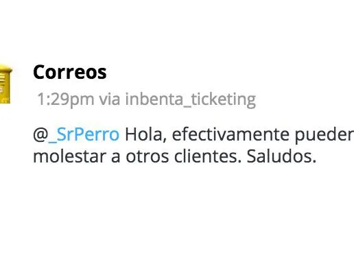 La (presunta) justificación de Correos para prohibir el acceso de perros en Cibeles