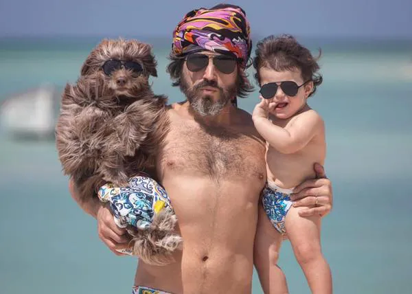 El famoso instagrammer Topher Brophy lanza una campaña contra la palabra 