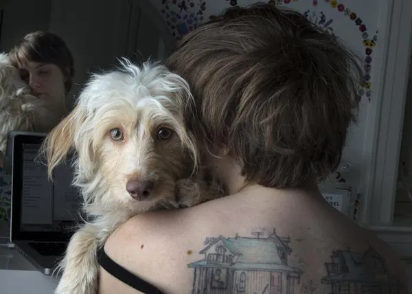 Lena Dunham y su despedida a Lamby, el perro que adoptó y al que ha decidido encontrar un hogar mejor 