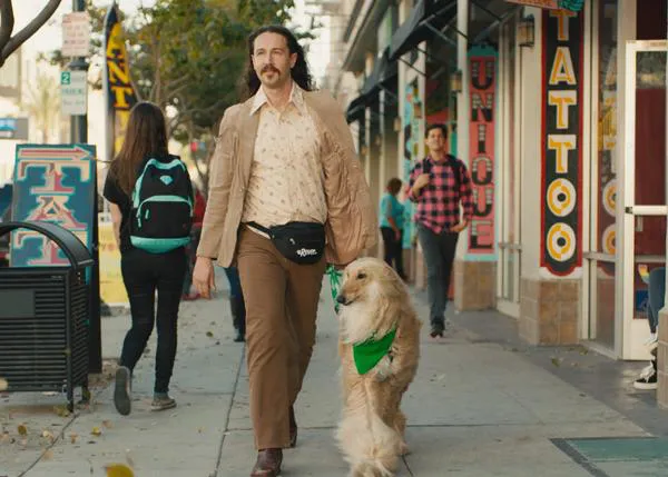 Walk it out, versión perruna y rumbosa: estilos y estilazos a la hora de pasear a un perro
