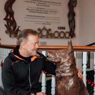 Netflix y Ricky Gervais rinden homenaje a las estrellas perrunas …