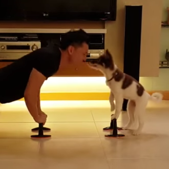 Una, dos, tres... ¡beso! O cómo ponerse en forma junto …