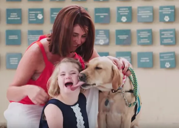 Los perros también pueden ser los mejores aliados para niños con Síndrome de Down 