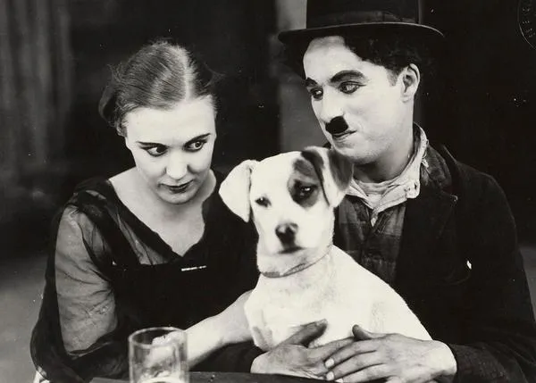 Perros en el cine a comienzos del Siglo XX: de Charlot a las Barkies