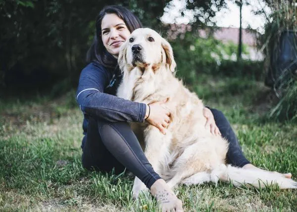 ¿Quieres aprender a relajarte, conectar y disfrutar junto a tu perro? Apúntate a la semana del Doga®
