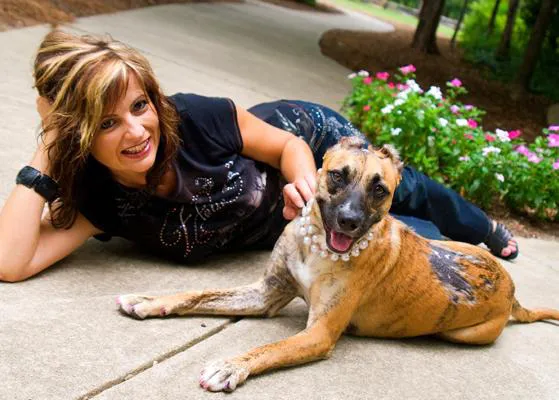 Dos supervivientes unidas contra el maltrato animal: Susie