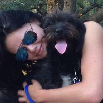 Una adopción de película, un rescate con premio perruno múltiple
