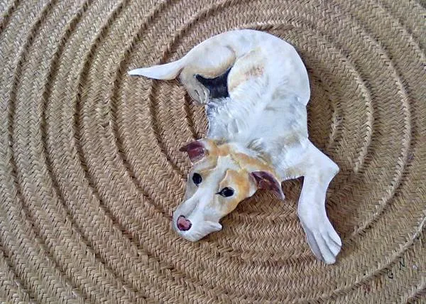 Tu mascota en chapa: el trabajo de Iraida Cano