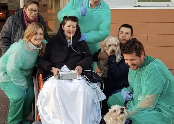 Los #paseosquecuran y los enfermos de la UCI que pueden reencontrarse con sus perros