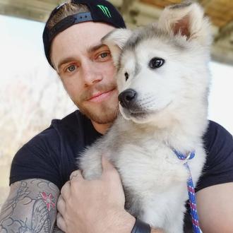 Gus Kenworthy destrozado por la muerte de la cachorrota a …