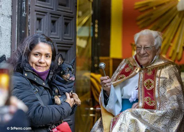 San Antón 2024 en Madrid: la fiesta de los animales, con la Policía Municipal de pregoneros, se desarrollará del 12 al 17 de enero