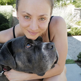 Larry, un guapérrimo can de nueve años, adoptado por la …