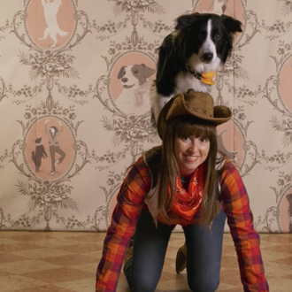 Los perros bailan sincronizados con sus humanos en Netflix: “We …