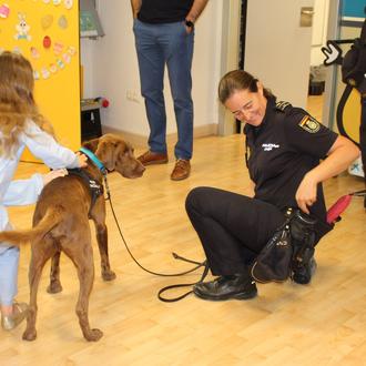 Agentes de la Policía Nacional, de la Unidad Científica y …