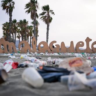 Toneladas de basura recogidas de las playas de A Coruña …