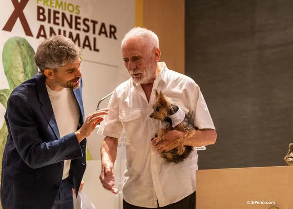 Aplausos silenciosos y emotivas palabras para celebrar los amores animales en la X edición de los Premios Bienestar Animal del Colvema